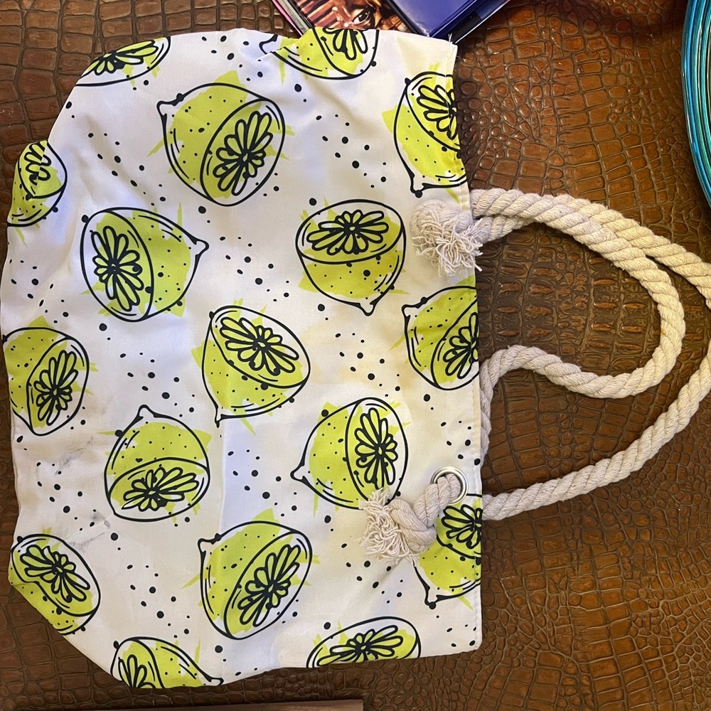 Lemon Shoulder Bag